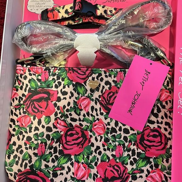 NWT Betsey Johnson pet set - Picture 3 of 4